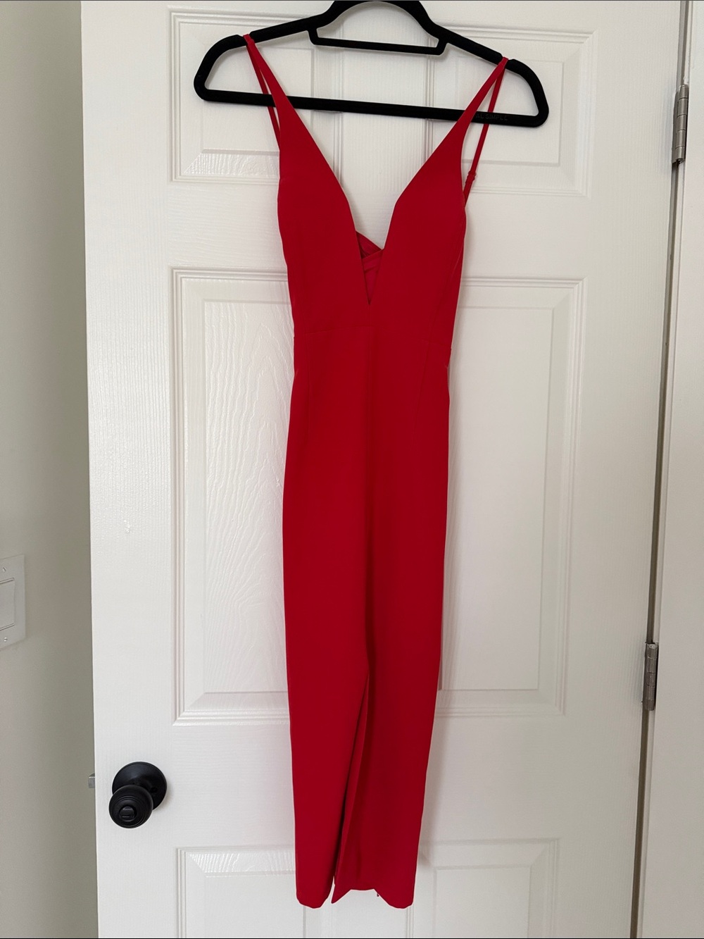 Red V-Neck Sleeveless Dress
